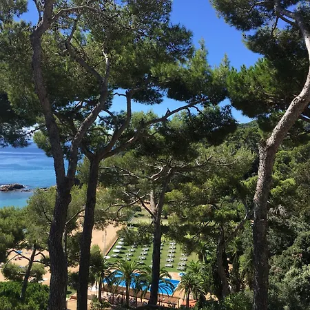 Couple S Getaway In Calella 公寓 *